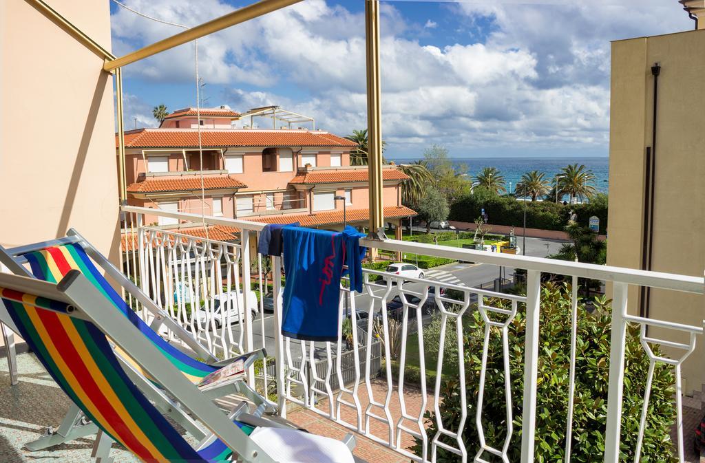 Ligure Residence Borgio Verezzi Eksteriør bilde